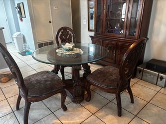 Free desk and dining table with 3 chairs