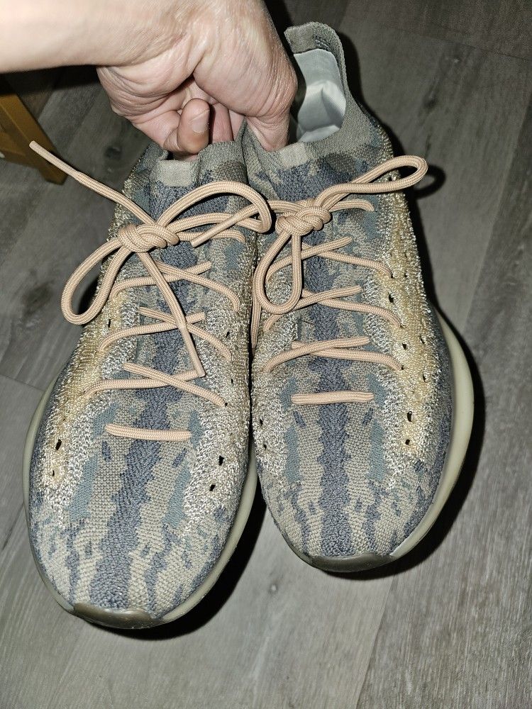Yeezy 380 Mist Size