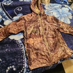 MOSY OAK RAIN JACKET,HAT & MOUTH GUARD!