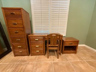 Bedroom set