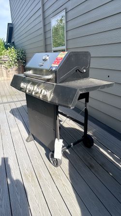 4-burner gas Grill