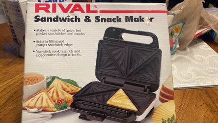 Sandwich maker.