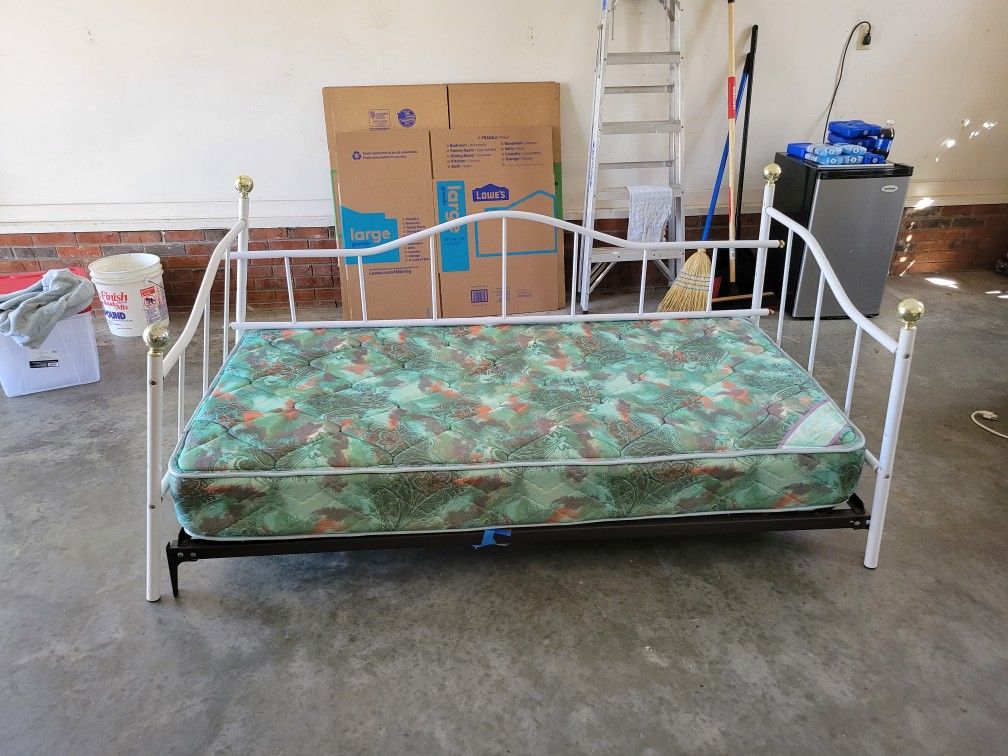 Day Bed