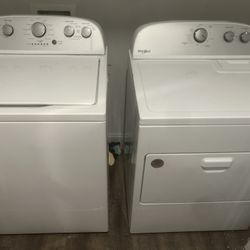 Whirlpool Washer & Dryer Set 