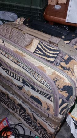 Small Suitcase With Wheels And Handle