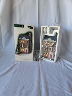 Dept 56 "Kelly's Irish Crafts" Retiree
