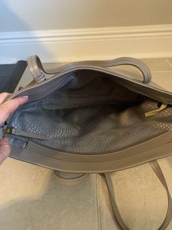 Louis Vuitton Large Bag for Sale in Lake Charles, LA - OfferUp