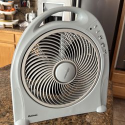 Holmes fan with remote