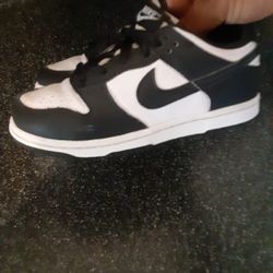 Nike Pandas Kids 1y Great Condition 