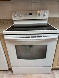 Samsung Electric Stove/Oven - White