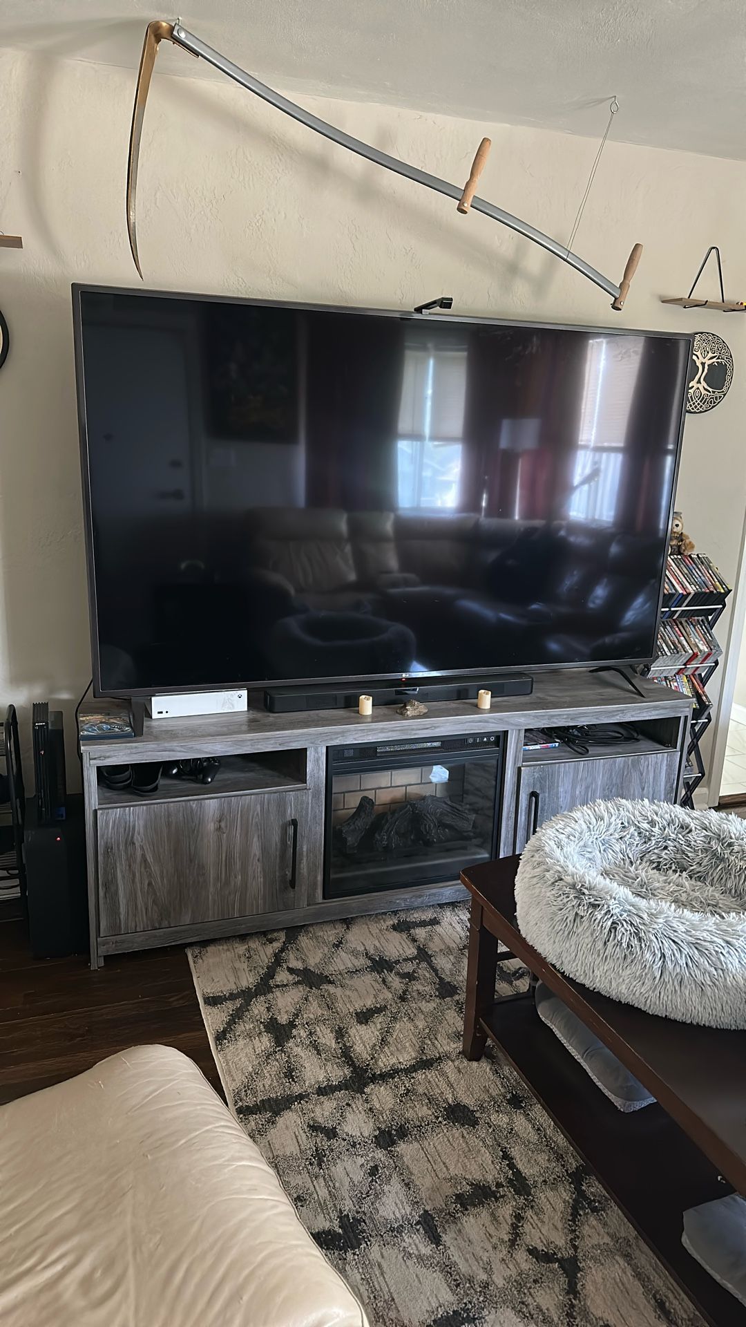 80" Smart Tv 4k With Backlighting