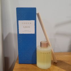 TOCCA Kauai Fragrance Reed Diffuser Hibiscus Coconut Leaves (New In Box)