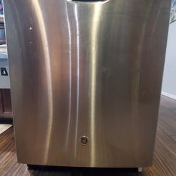 GE Dishwasher GDF510PSJ0SS