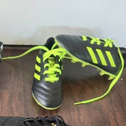 Soccer shoes For Kids 