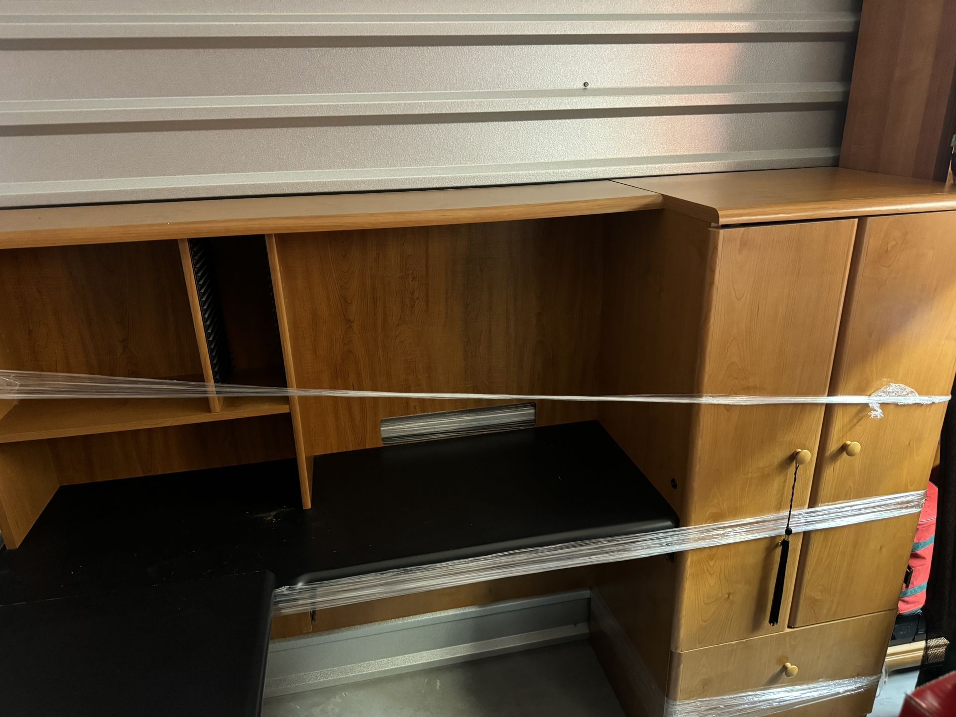 Wrap Around Desk and Book Case