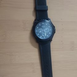 Nice Guess Watch. Great Gift 