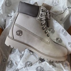 🔥MEN'S TIMBERLAND BOOTS SIZES 8 & 9 BOTH NEW W/BOX, LIGHT BEIGE💲150 EACH  TAKES THEM🔥