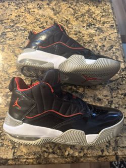 Nike Air Jordan Shoes Size 6.5 y And 7Y