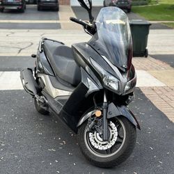 2022 Kymco X-Town 300i