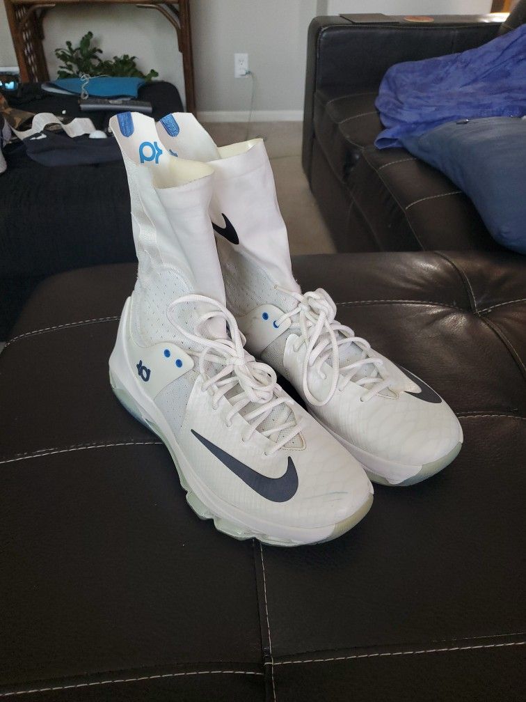 Nike KDs Size 10.5
