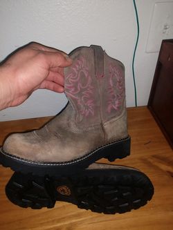 Ariat women's boots 7.5