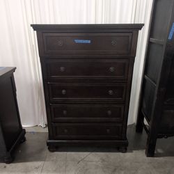 Traditional Dark Wood Five-Drawer Dresser