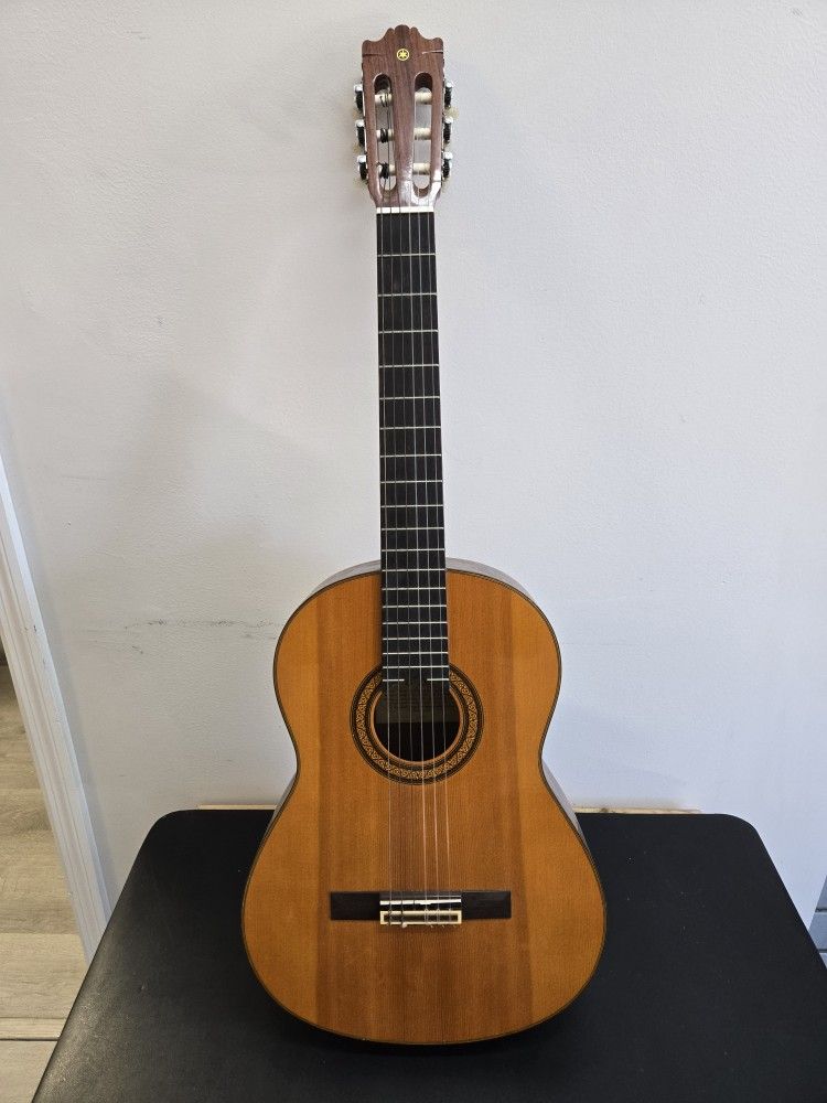 Yamaha G-231II Acoustic Guitar