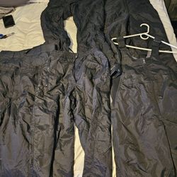 Snowoveralls and pants and jackets. Different sizes open to offers