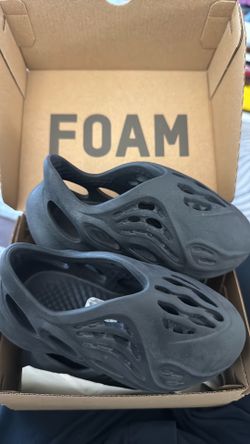 Yeezy 7C