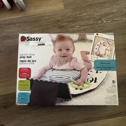 Tummy time mat / photo prop ( Gender Neutral )