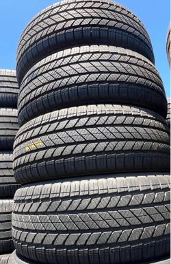 225/55/19 Bridgestone set de llantas usadas en buenas condiciones las 4