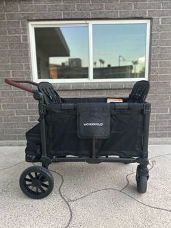WonderFold W4 Luxe Pro Stroller Wagon – Like New!