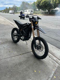 Surron Ultra bee