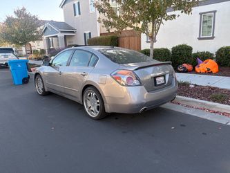 Nissan Altima Sedan hybrid does not run