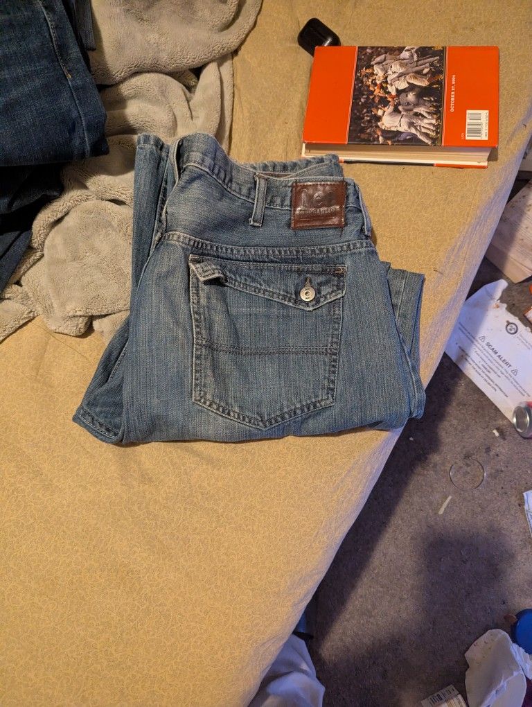 Lee Jeans