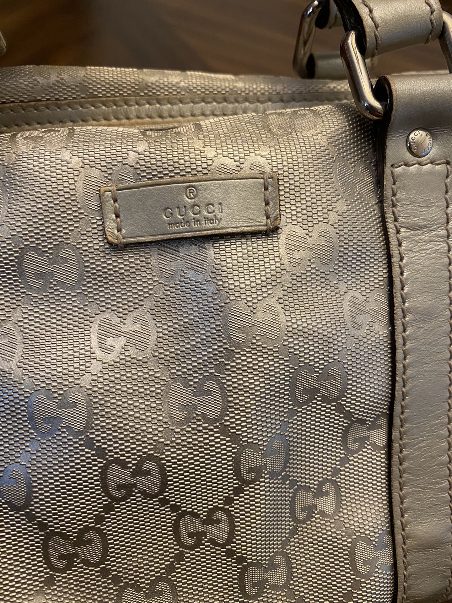 GUCCI GG Supreme Boston Bag Travel Bag 193603 for Sale in Garden City P, NY  - OfferUp