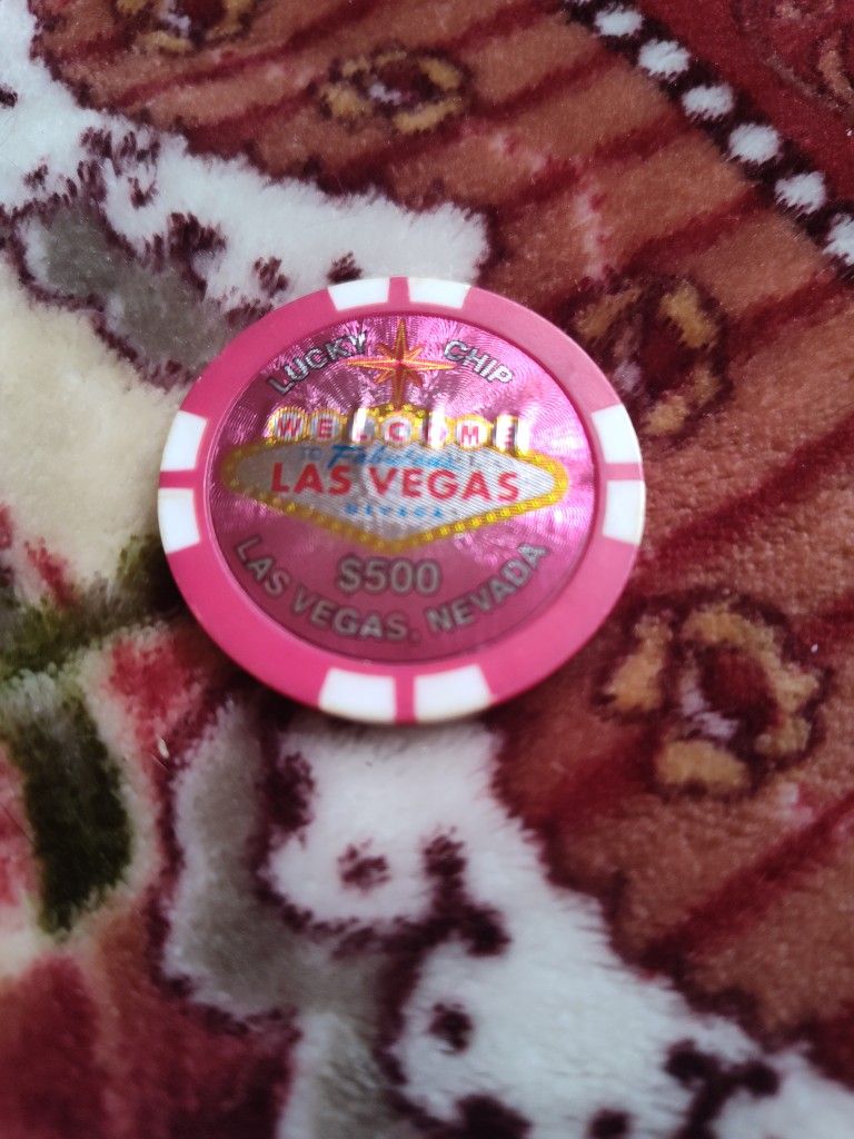 Interfejs 500 Casino pokazujący gry i bonusy