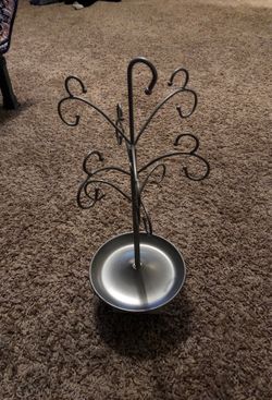 Jewelry tree