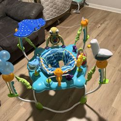 Baby Finding Nemo Activity Center