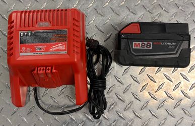 MILWAUKEE M28 BATTERY & CHARGER #29707
