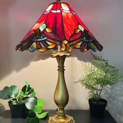 Like New, Red Baroque, Tiffany Style Table Lamp