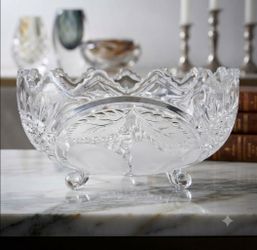Vintage Crystal Frosted Fruit Intaglio Footed Bowl – 8.5" Starburst Cut Glass