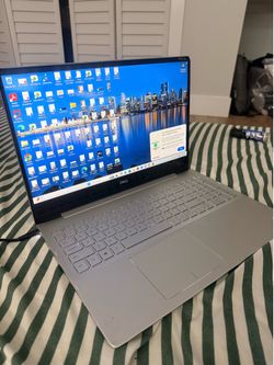 Dell Inspiron 7591 2-in-1 Touchscreen Laptop – i7 / 12GB / 512GB SSD