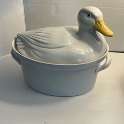 Hall Carbons Duck Dish