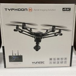 Yuneec Typhoon H Hexacopter Drone with 4K Camera And 2 Extra Batteries
