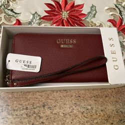 Guess Wristlet Wallet NEW