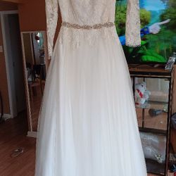 Wedding Dress 