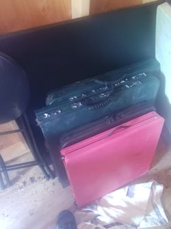 6 portable tables