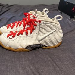 Gucci White Foamposits