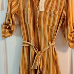 New Ladies size sm. Urban Girl dress